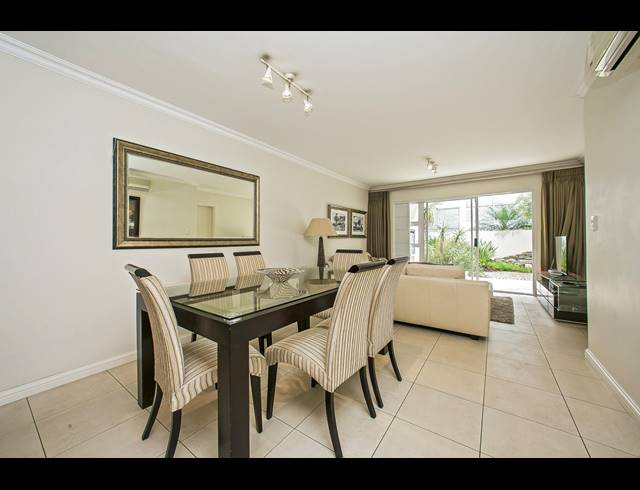 2 BEDROOM APARTMENT TO LET IN HYDE PARK